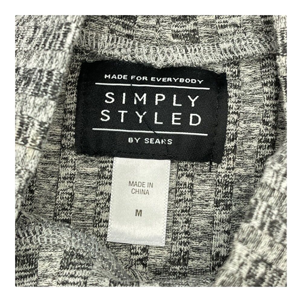 Simply Styled by Sears Women’s Medium Tank Top Classic, Comfortable, and Chic - Picture 2 of 7